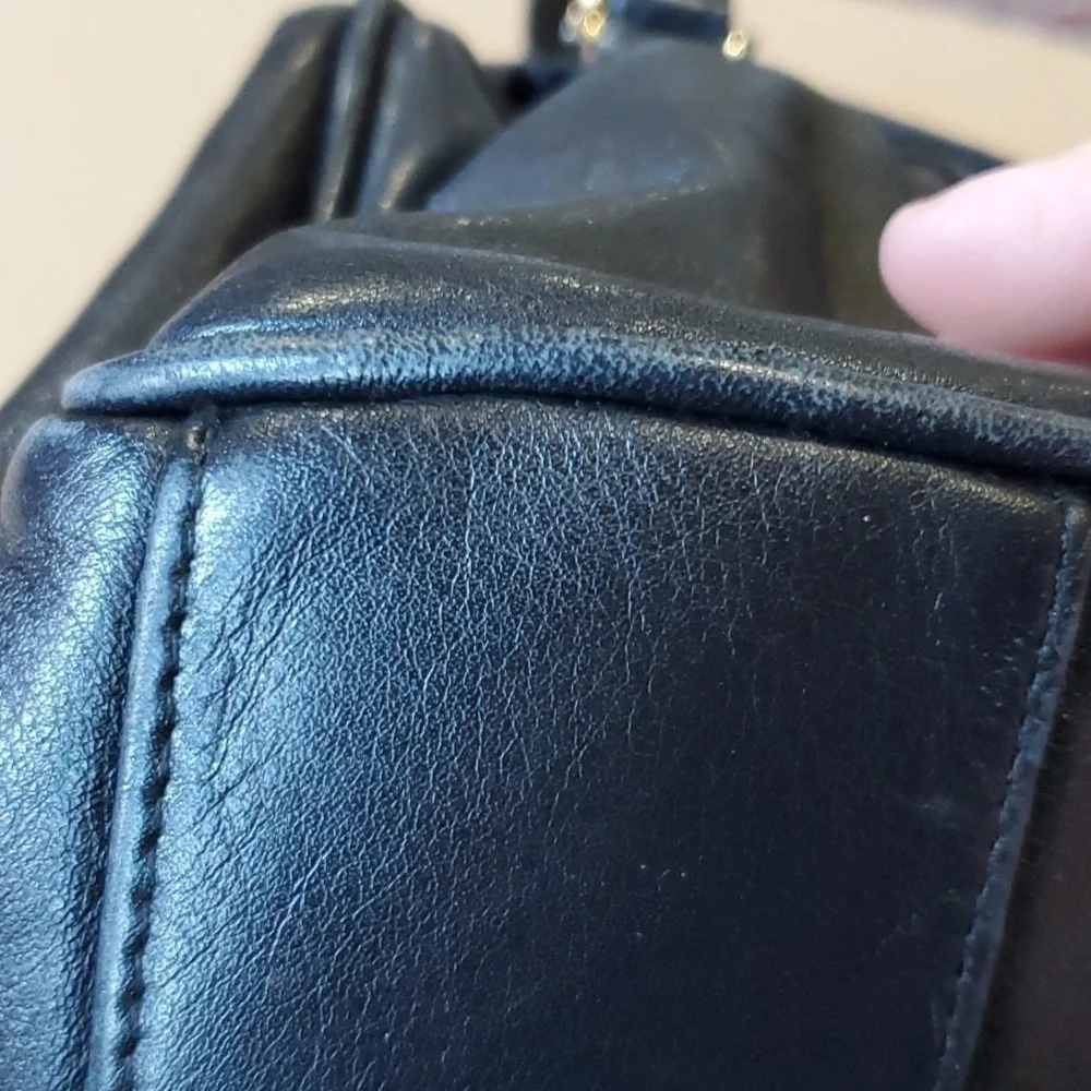 Etienne Aigner Vintage navy leather shoulder handbag 4 compartments